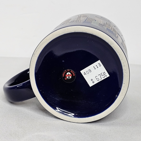 Seattle Coffee Mug Cup Space Needle City Skyline Mt. Rainier Blue & Gold Trim - Picture 7 of 7